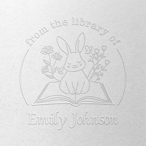 Aangepaste embosser met 50 gouden zegellabels uit de bibliotheek van: konijnenstempels, ex libris-embosser 1-5/8"