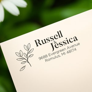 Gepersonaliseerde zelfinktende retouradresstempel met naam, aangepaste rubberen retouradresstempel 7/8" x 2-1/4"