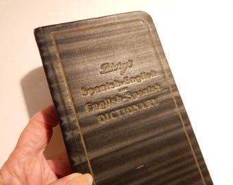 Divry's Spanish-English and English-Spanish Dictionary, 1942