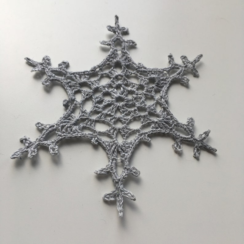 Crochet snowflake pattern collection. 12 crochet snowflake image 6