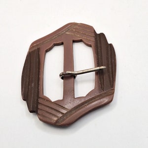 2 tone brown vintage Art Deco irregular shaped buckle with carved geometric pattern, historical sew, 6x5 cm suitable for belt size 3.4 cm
