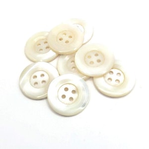 Creamy 4 hole Iridescent antique MOP buttons mother of pearl, quality old stock from the 1920s, historical sewing, knitwear, 22 mm set 0f 8
