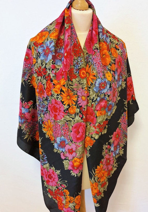 Large silk multi coloured flower garden shawl vint