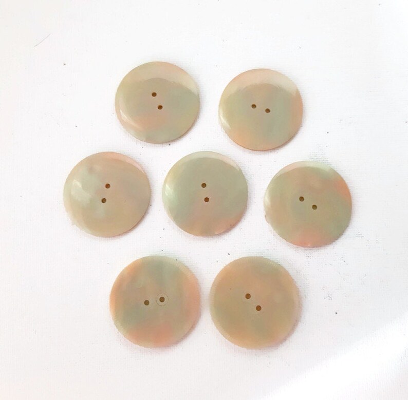 Soft lime green coat buttons,marbled with soft pink 30 mm