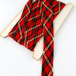 Gewebte Tartan-Wollborte in rot mit schwarzem und grünem Punk-Westwood-Stil, Borte zum Aufrunden von Kleidung, Taschen, Hosen, 1970er Jahre Tartanborte für Kunsthandwerk