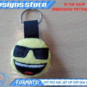 EMOJI KEYCHAIN EMBROIDERY design, in the hoop pattern file stuffed keychain emoji embroidery machine design, emoji stuffed keychain ith file