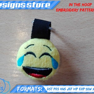 EMOJI KEYCHAIN EMBROIDERY design, in the hoop pattern file stuffed keychain emoji embroidery machine design, emoji stuffed keychain ith file