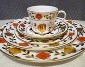 Royal Crown Derby - discontinued Duesbury shape quot ASIAN ROSE quot 8687 - 5pc Dinnerware Set Service for One -