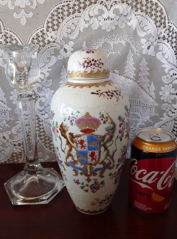 French Edme SAMSON Porcelaine de Paris, France  Hand-Painted Baluster form Lidded Urn decorated w/ Heraldic Armorial Crest Shield & Flowers
