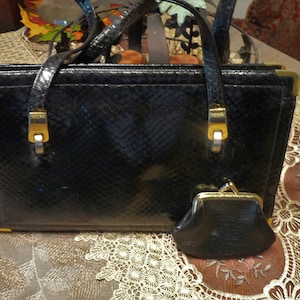 Koret  "Mad Men" Vintage 1960's - Double Handled - Reptile pattern BLACK Genuine Leather Evening Clutch Purse / Theatre Bag w/ Change Purse