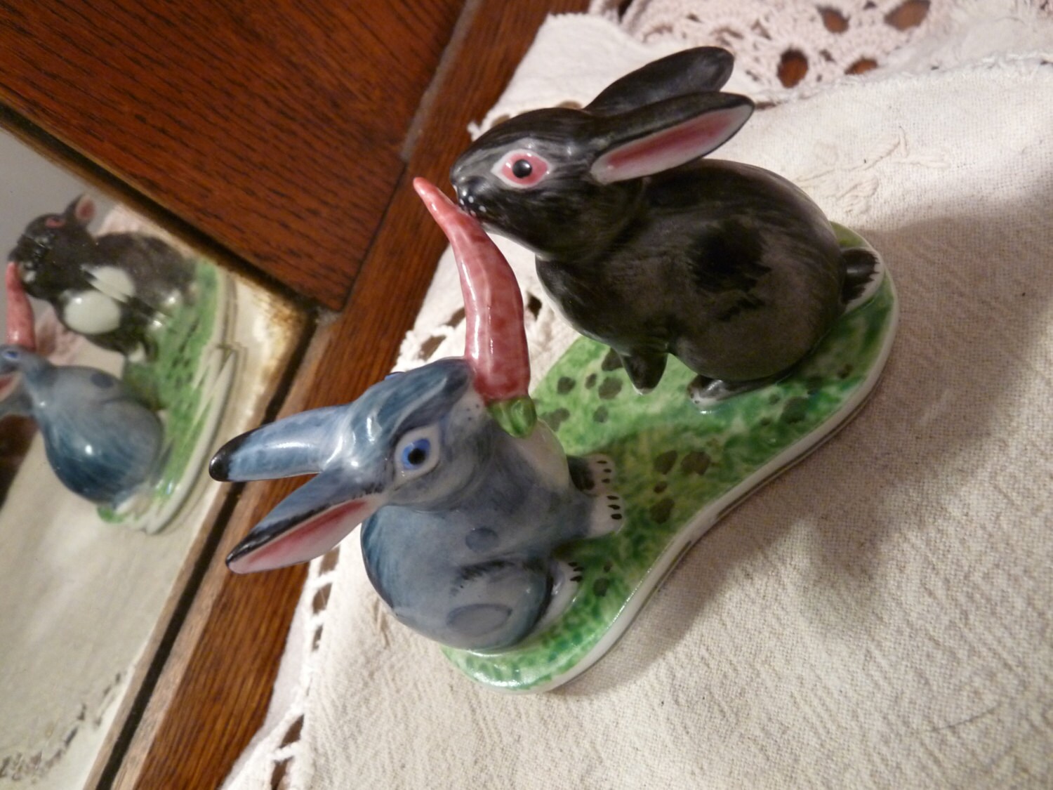 Porcelain Bunny Rabbit Figurine 2 Pieces Set, 3-1/8 in