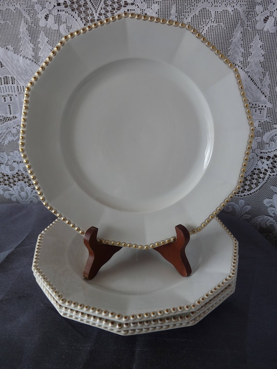 Dodecagon shape 9.75 DINNER LUNCHEON PLATE #982 Choose Assorted Hand-Painted Flower Decor Nymphenburg Bavaria Perl Gold Trim Pearl