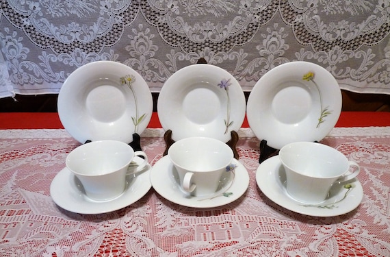 kpmベルリン　カップ&ダブルソーサー kpmベルリン カップ&ダブルソーサー KPM - Porcelain - Cup and