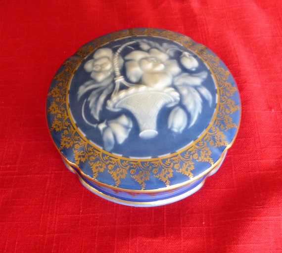 Rare - LIMOGES France signed - Antique Dresser / … - image 1