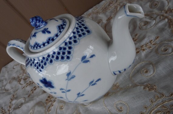 B&G Bing and Grondahl, Denmark - BLUE TRADITIONAL (no Trim