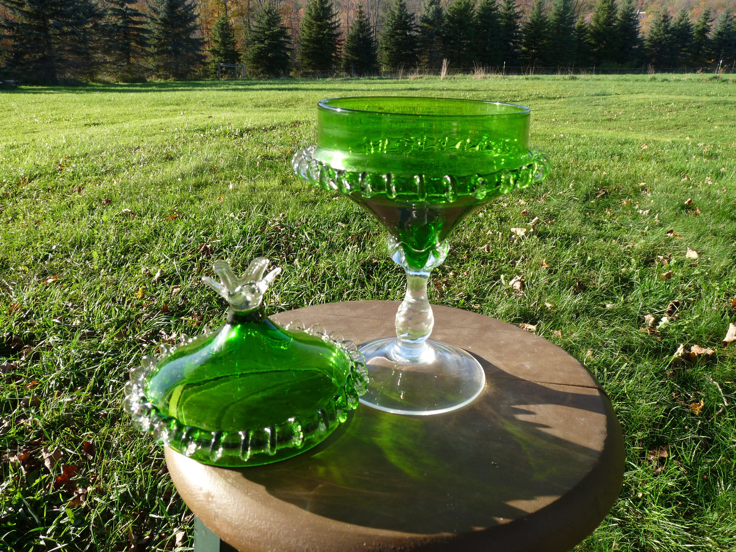 Venetian Emerald Green Glass Sweet Meat Lidded Empoli Dish