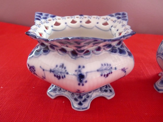 Royal Copenhagen Denmark 1965 - BLUE FULL LACE / Pierced Fluted 