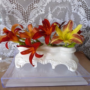 Rare - NYMPHENBURG Bavaria Germany - Ivory White Porcelain Jardiniere Flower Box with Scalloped Curves