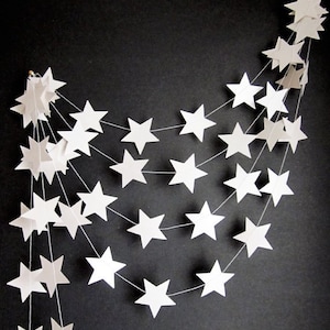 Witte sterrenslinger | Kerstdecoratie, neutrale kinderkamer,
