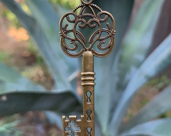 Antique Bronze Skeleton Key Charm Pendant  Necklace - Bronze Colored Symbolic Boho Jewelry - Skeleton Key Talisman Amulet