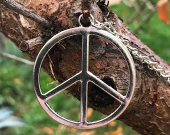 Silver Colored Peace Sign Symbol Pendant Charm Necklace - Symbolic Necklace - Silver Colored Boho Jewelry - I1129