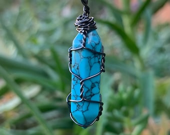 Wire Wrapped Turquoise Crystal Point Pendant Necklace  - Boho Crystal Jewelry - Healing Crystals - Gift For Her - I1251