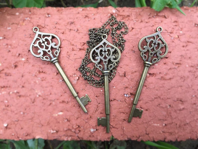 Antique Bronze Skeleton Key Pendant Charm Necklace Bronze Etsy