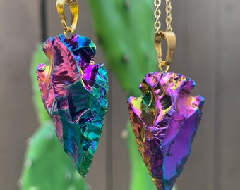 Flame Aura Arrowhead Quartz Crystal Necklace - Titanium Rainbow Quartz Crystal Pendant - Boho Crystal Jewelry - I1240