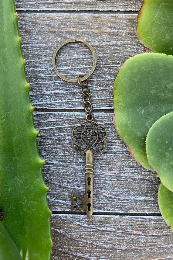 Antique Bronze Colored Skeleton Key Charm Pendant Key Chain - Bronze Key Ring Fob - Symbolic Gifts - J1017