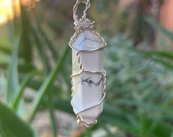 Wire Wrapped White Howlite Crystal Point Pendant Necklace  - Boho Crystal Jewelry - Healing Crystals - Gift For Her - I1257