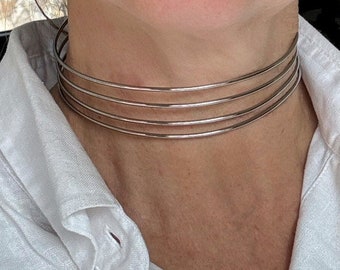 Girocollo in argento rigido, collana rigida in argento a quattro fili, girocollo in acciaio semplice, girocollo delicato, bracciale a collo rigido