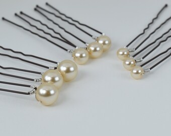 Pearl Wedding hairpins or bobbypins, Set of 9 pearls for Brides or Bridesmaids, Hairpins for long hair, Bobby pins for short hair,