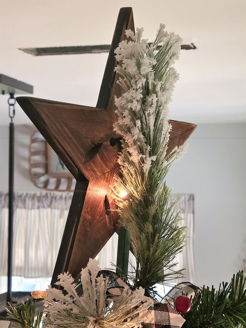 Estrella de madera rústica, estrella de copa de árbol, decoración navideña, copa de árbol de granja imagen 4
