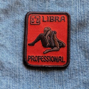 Parche termoadhesivo bordado vintage con la posición sexual del signo astrológico Libra, 6,35 x 5 cm imagen 1