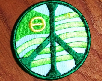 Vintage 1970&#39;s Ecology Piece Symbol Hippie Embroidered Iron On  Patch 3&quot;