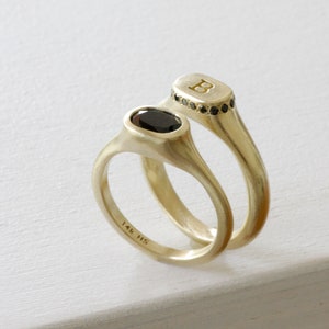 14K Solid Gold and Black Spinel Oval Ring image 3