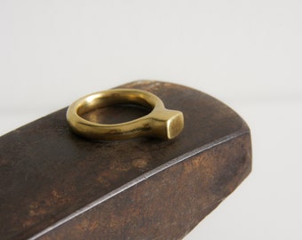 Gold Signet Ring / Top Flat Ring / Statement Gold Ring / Modern Ring