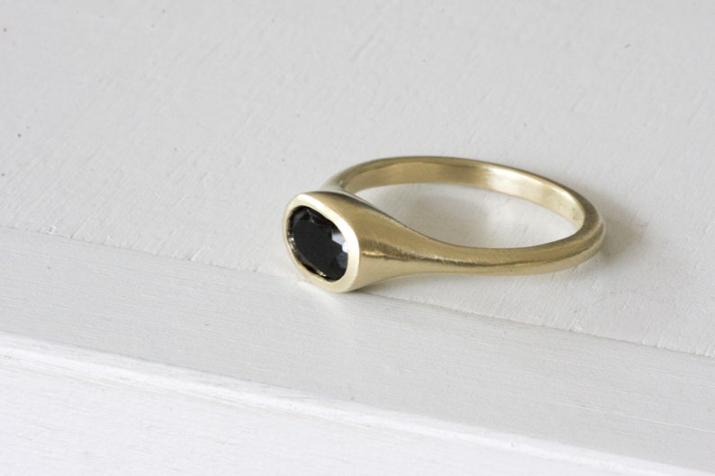 14K Solid Gold and Black Spinel Oval Ring image 2