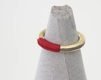 Gold concrete band, Minimalist brass ring, Red String Ring, gold and concrete ring, Contemporary ring, modern ring, Red thread ring