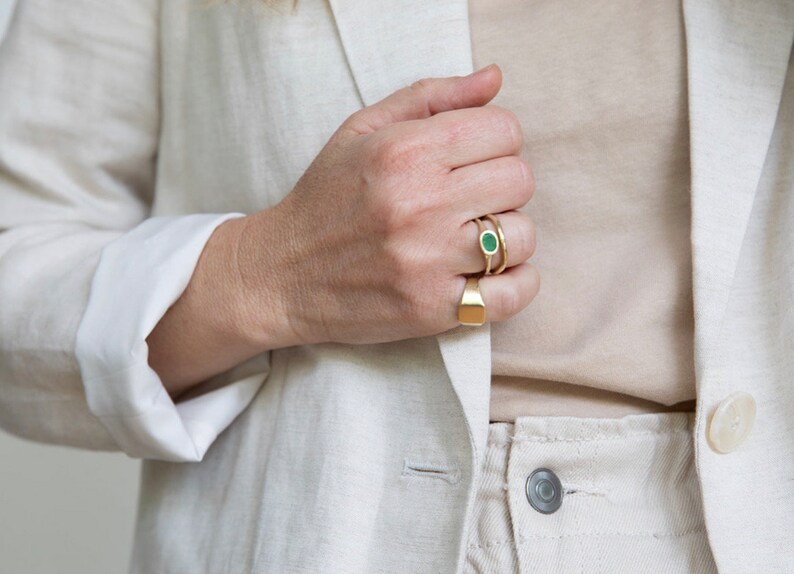 14K Solid Gold and Black Spinel Oval Ring image 10