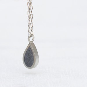 Druppelketting, zilveren druppelketting, minimalistische ketting, alledaagse ketting, casual moderne ketting, sterlingzilveren sierlijke ketting