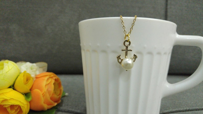 Nautical Jewelry Anchor Necklace Gold Anchor Charm Anchor Jewelry Beach Wedding Gift Dainty Necklace Anchor Necklace Pearl Necklace