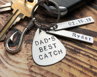 Hand Stamped Keychain "DAD'S BEST CATCH" with Fish Hook Charm - Personalized Gift - Father's Day - Dad's Birthday - New Father - Christmas