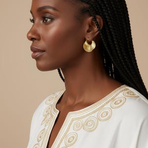 Sunwave Textured Gold Hoop Earrings | 1 Inch Statement Ripple Design Hoops