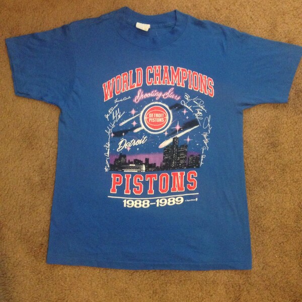 Original vintage 1989 Detroit Pistons Workd Champions t shirt *M