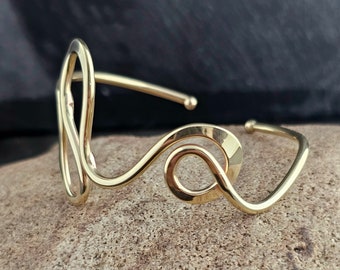 Balance and Twist Design Cuff Bracelet