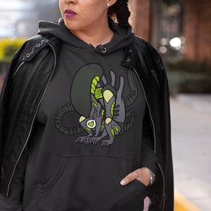 Xenomorph Hoodie (Black Xenomorph) Xenomorph Alien, Xenomorph art, Xenomoprh shirt
