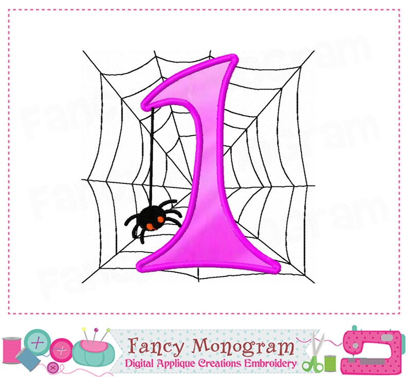 K&ouml;nnte beinhalten: Rosa Buchstabe I mit einer Spinne, die von der Oberseite des Buchstabens h&auml;ngt. Der Buchstabe befindet sich auf einem schwarzen Spinnennetz.