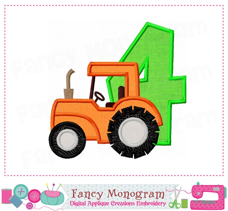 K&ouml;nnte beinhalten: Ein orangefarbener Traktor mit einer gr&uuml;nen Nummer vier daneben. Der Traktor hat schwarze R&auml;der und einen braunen Auspuff. Die Nummer vier ist schwarz umrandet.