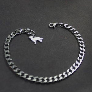 Diamond-Cut Cuban Link Bracelet – 7.5mm Stainless Steel Chain with Wolf Charm, Customizable Initial Pendant 23